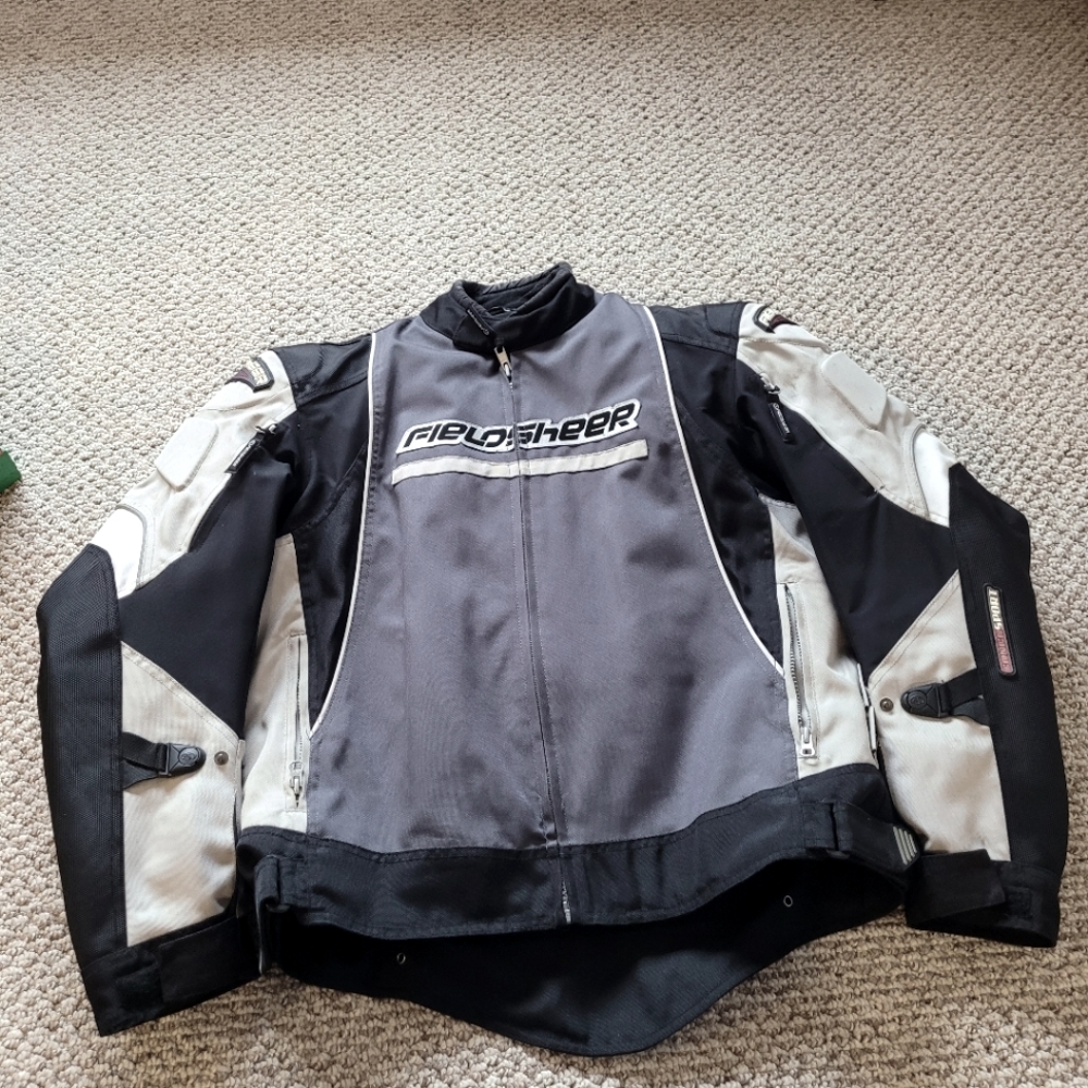 Feild Sheer Performace Jacket